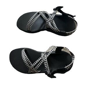 Grey Balck Chacos